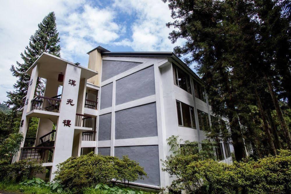 Howard Resort Xitou Lugu Exterior foto